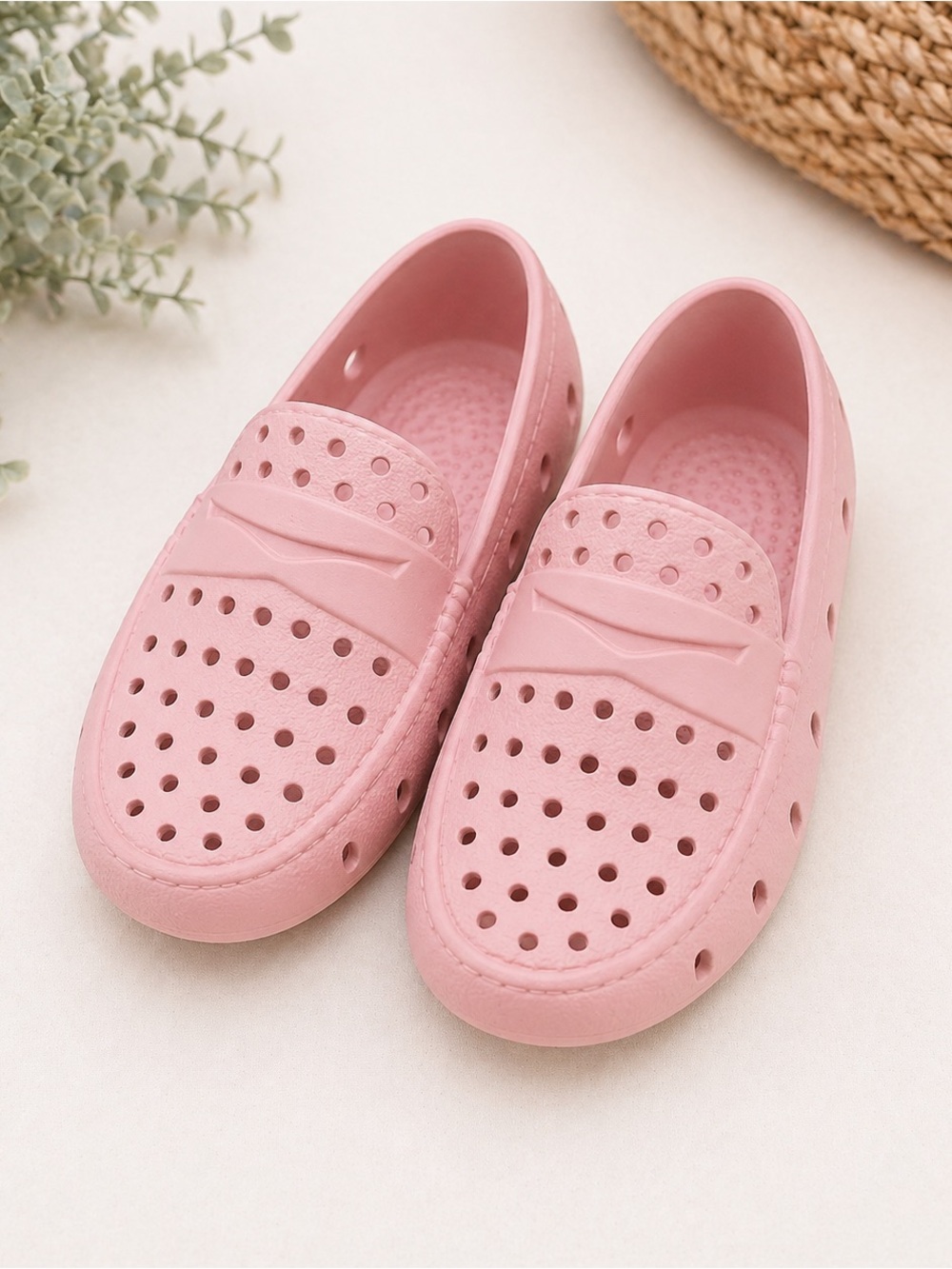 Floafers Toddler Size 7 Pink Perforated Slip On Penny Loafers Lightweight Water - Picture 6 of 6